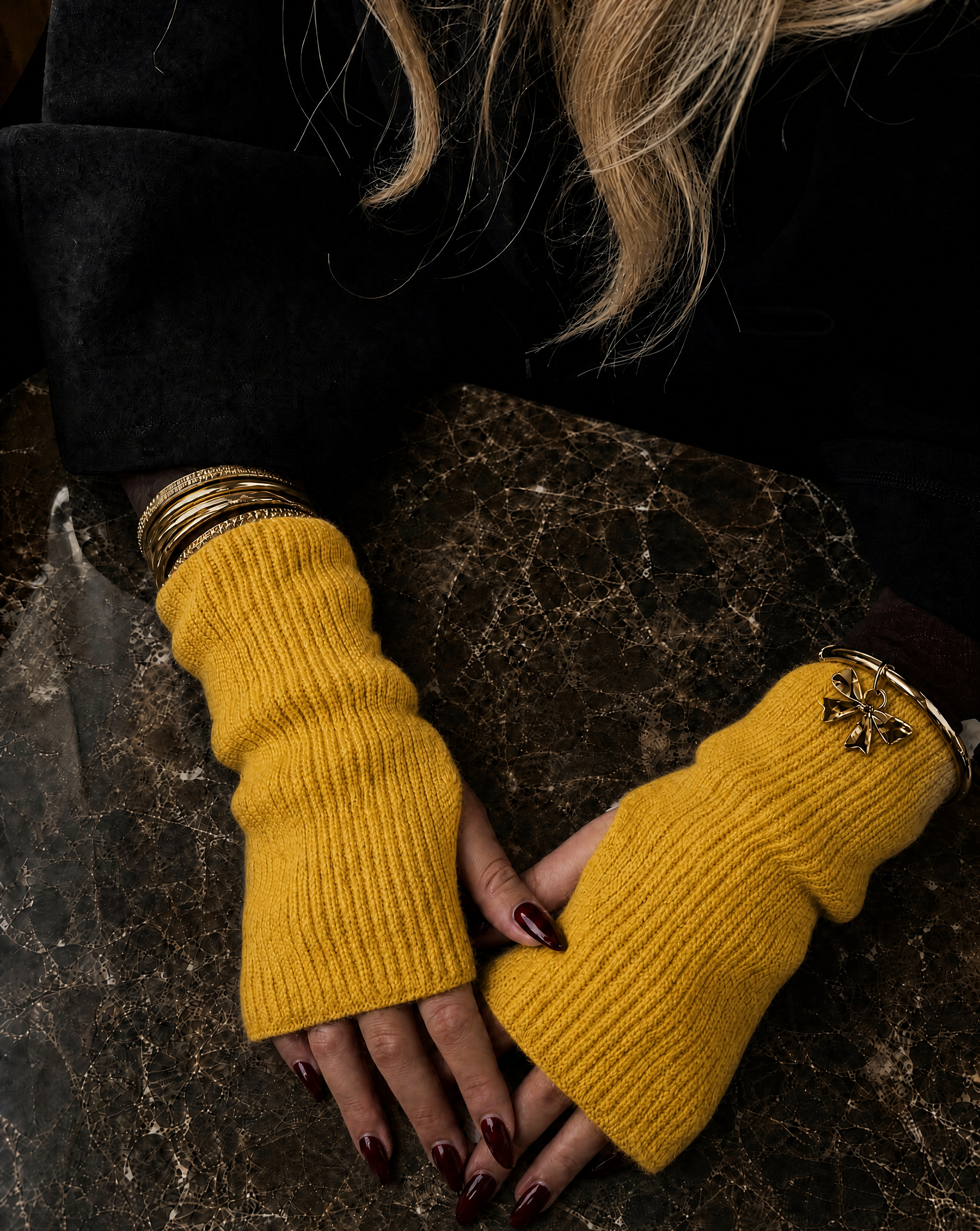 NOVIÈS COPENHAGEN | Wrist Warmers